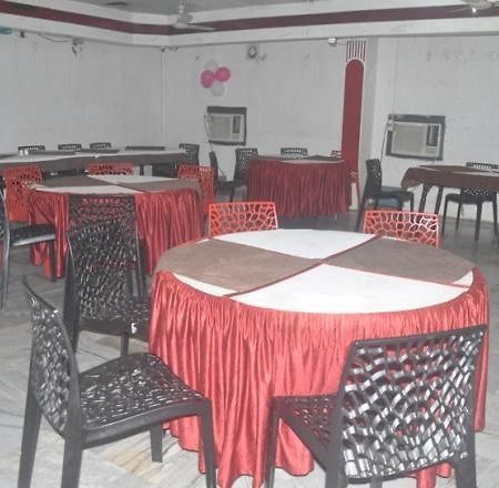 Hotel Amit Inn 巴特那 外观 照片